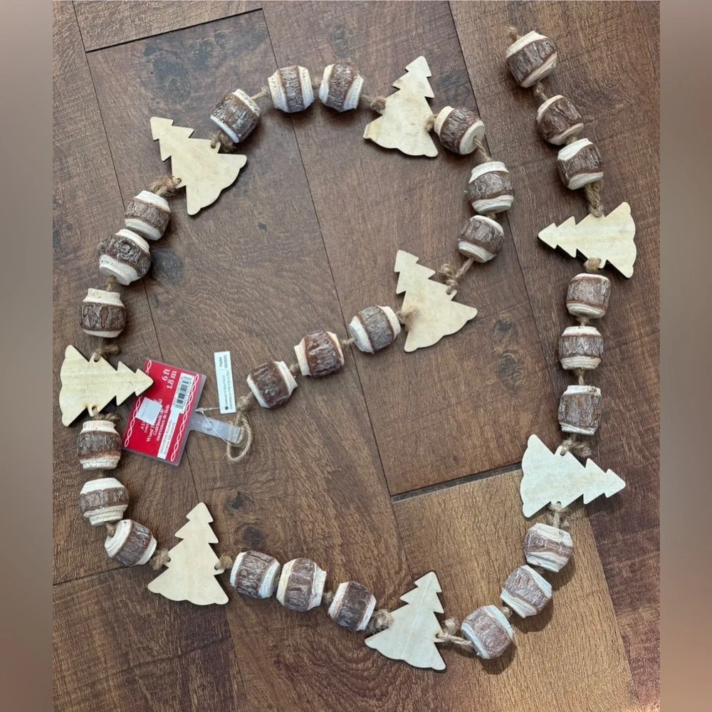 Wood Christmas tree garland 6 feet long rustic NEW NWT